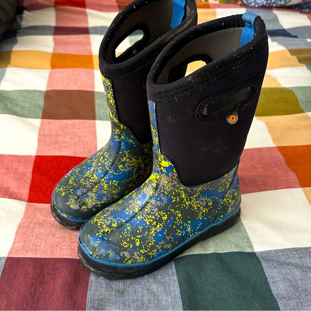 Boys Bogs Waterproof Winter Boots!